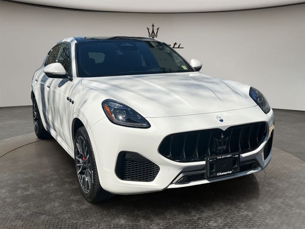2025 Maserati Grecale Base